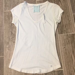 Guess V-Neck Top